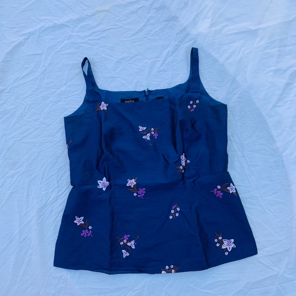 Dana Buchman embroidered sleeveless top